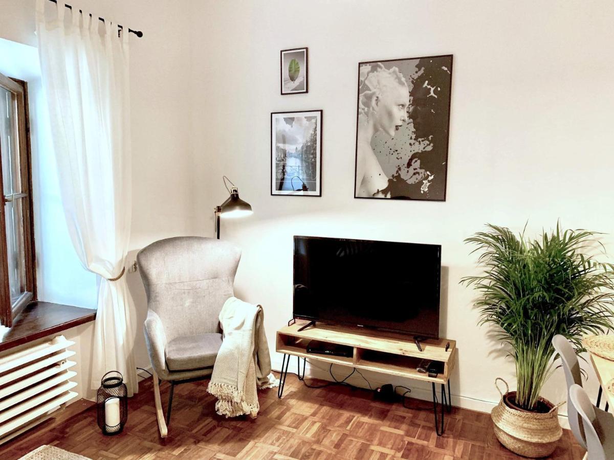 Old Town Apartment-City Centre Варшава Екстер'єр фото